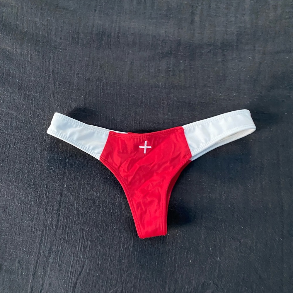 Coulbourne downtown bottoms red
